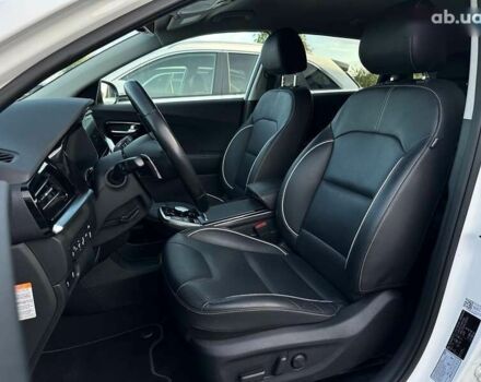 Кіа Niro, об'ємом двигуна 0 л та пробігом 62 тис. км за 23400 $, фото 1 на Automoto.ua