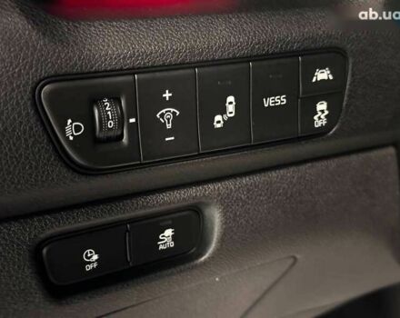 Киа Niro, объемом двигателя 0 л и пробегом 155 тыс. км за 19400 $, фото 18 на Automoto.ua