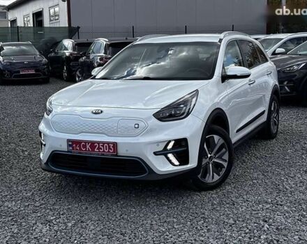 Киа Niro, объемом двигателя 0 л и пробегом 95 тыс. км за 20450 $, фото 5 на Automoto.ua