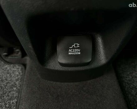 Киа Niro, объемом двигателя 0 л и пробегом 129 тыс. км за 19900 $, фото 13 на Automoto.ua