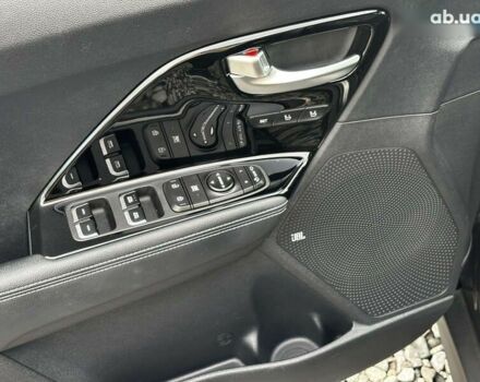 Кіа Niro, об'ємом двигуна 0 л та пробігом 112 тис. км за 19999 $, фото 23 на Automoto.ua