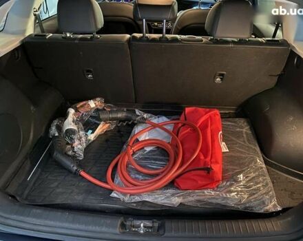 Киа Niro, объемом двигателя 0 л и пробегом 100 тыс. км за 21329 $, фото 7 на Automoto.ua