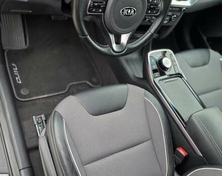 Кіа Niro, об'ємом двигуна 0 л та пробігом 96 тис. км за 19500 $, фото 17 на Automoto.ua