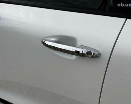 Киа Niro, объемом двигателя 0 л и пробегом 141 тыс. км за 19300 $, фото 21 на Automoto.ua