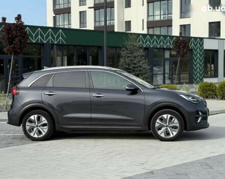 Киа Niro, объемом двигателя 0 л и пробегом 114 тыс. км за 19700 $, фото 6 на Automoto.ua