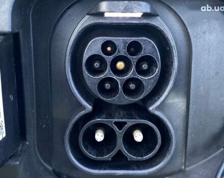 Киа Niro, объемом двигателя 0 л и пробегом 82 тыс. км за 22200 $, фото 16 на Automoto.ua