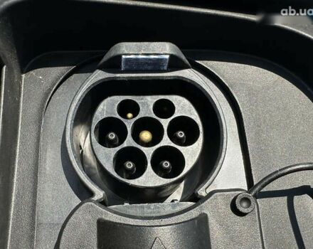 Киа Niro, объемом двигателя 0 л и пробегом 76 тыс. км за 21700 $, фото 15 на Automoto.ua