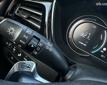 Киа Niro, объемом двигателя 0 л и пробегом 76 тыс. км за 21700 $, фото 26 на Automoto.ua