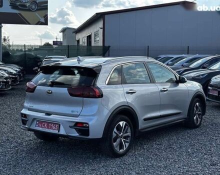 Киа Niro, объемом двигателя 0 л и пробегом 141 тыс. км за 18150 $, фото 11 на Automoto.ua
