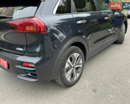 Киа Niro, объемом двигателя 0 л и пробегом 155 тыс. км за 18913 $, фото 4 на Automoto.ua