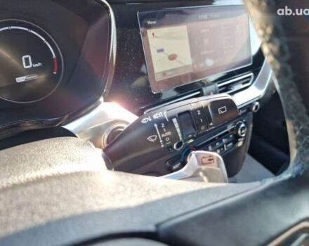 Кіа Niro, об'ємом двигуна 0 л та пробігом 130 тис. км за 18200 $, фото 26 на Automoto.ua
