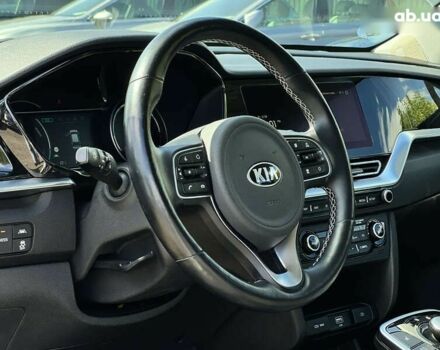 Киа Niro, объемом двигателя 0 л и пробегом 30 тыс. км за 20323 $, фото 23 на Automoto.ua