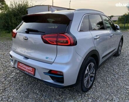 Кіа Niro, об'ємом двигуна 0 л та пробігом 123 тис. км за 20700 $, фото 16 на Automoto.ua
