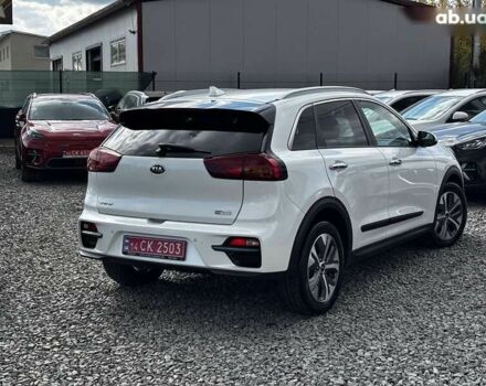 Кіа Niro, об'ємом двигуна 0 л та пробігом 95 тис. км за 20450 $, фото 7 на Automoto.ua