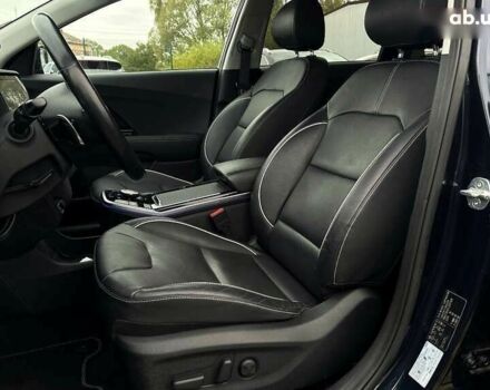 Киа Niro, объемом двигателя 0 л и пробегом 117 тыс. км за 19900 $, фото 1 на Automoto.ua