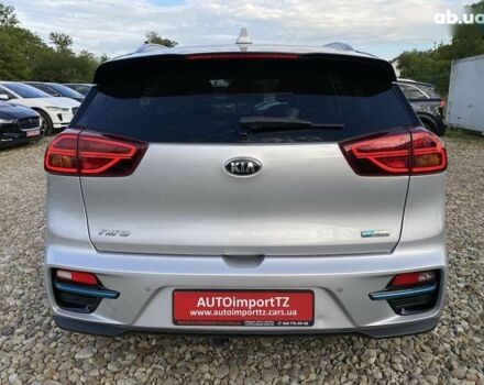 Кіа Niro, об'ємом двигуна 0 л та пробігом 81 тис. км за 21950 $, фото 12 на Automoto.ua