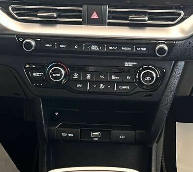Киа Niro 2020 в Львове на Automoto.ua Киа Niro, объемом двигателя 0 л и пробегом 97 тыс. км за 20850 $, фото 25 на Automoto.ua