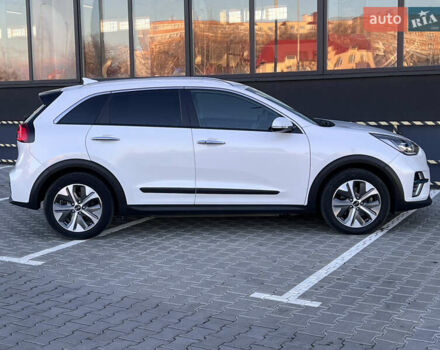 Киа Niro, объемом двигателя 0 л и пробегом 1 тыс. км за 19200 $, фото 3 на Automoto.ua