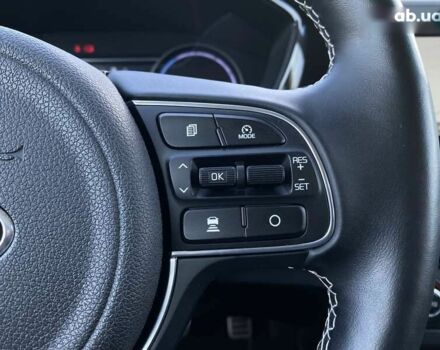 Кіа Niro, об'ємом двигуна 0 л та пробігом 48 тис. км за 24700 $, фото 4 на Automoto.ua