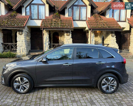 Кіа Niro, об'ємом двигуна 0 л та пробігом 141 тис. км за 18499 $, фото 7 на Automoto.ua