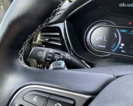 Кіа Niro, об'ємом двигуна 0 л та пробігом 81 тис. км за 21950 $, фото 27 на Automoto.ua