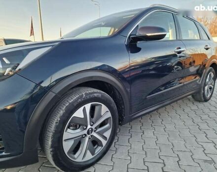 Кіа Niro, об'ємом двигуна 0 л та пробігом 118 тис. км за 17900 $, фото 5 на Automoto.ua