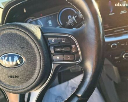 Кіа Niro, об'ємом двигуна 0 л та пробігом 118 тис. км за 17900 $, фото 28 на Automoto.ua