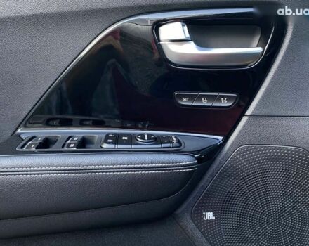 Кіа Niro, об'ємом двигуна 0 л та пробігом 76 тис. км за 22900 $, фото 5 на Automoto.ua