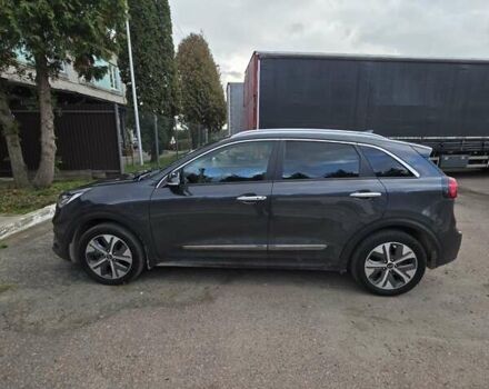 Киа Niro, объемом двигателя 0 л и пробегом 89 тыс. км за 18350 $, фото 5 на Automoto.ua