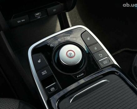 Киа Niro, объемом двигателя 0 л и пробегом 109 тыс. км за 19999 $, фото 11 на Automoto.ua