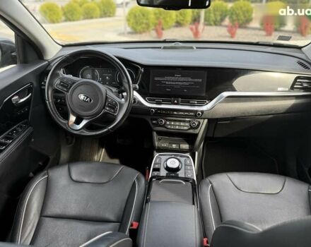 Киа Niro, объемом двигателя 0 л и пробегом 114 тыс. км за 19700 $, фото 1 на Automoto.ua