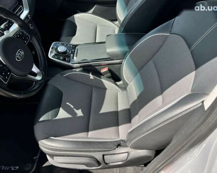 Киа Niro, объемом двигателя 0 л и пробегом 30 тыс. км за 20323 $, фото 27 на Automoto.ua
