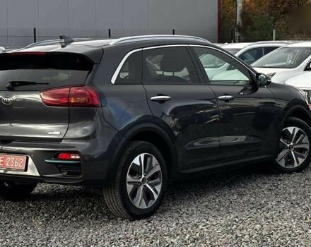 Кіа Niro, об'ємом двигуна 0 л та пробігом 112 тис. км за 19999 $, фото 8 на Automoto.ua