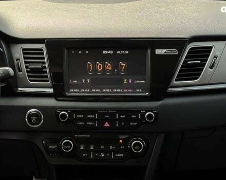 Кіа Niro, об'ємом двигуна 0 л та пробігом 62 тис. км за 19800 $, фото 13 на Automoto.ua
