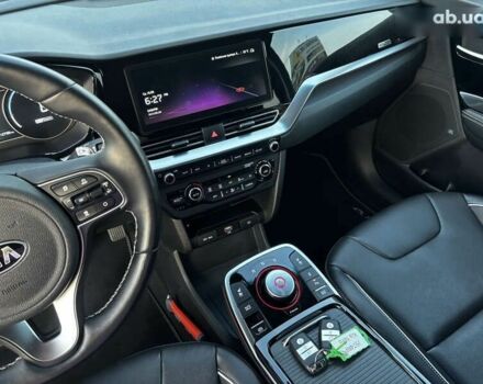 Киа Niro, объемом двигателя 0 л и пробегом 112 тыс. км за 19999 $, фото 23 на Automoto.ua