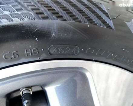 Кіа Niro, об'ємом двигуна 0 л та пробігом 107 тис. км за 21950 $, фото 26 на Automoto.ua