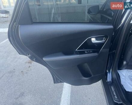 Кіа Niro, об'ємом двигуна 0 л та пробігом 93 тис. км за 18950 $, фото 35 на Automoto.ua