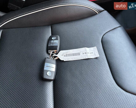 Кіа Niro, об'ємом двигуна 0 л та пробігом 117 тис. км за 19600 $, фото 26 на Automoto.ua