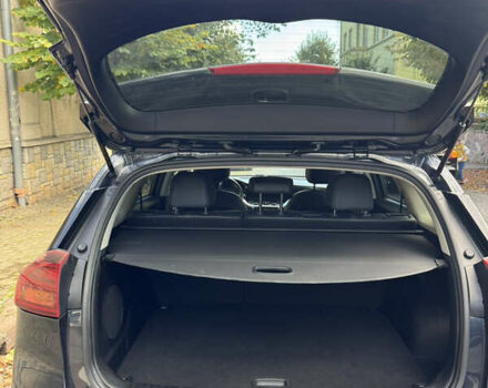 Кіа Niro, об'ємом двигуна 0 л та пробігом 155 тис. км за 19000 $, фото 23 на Automoto.ua