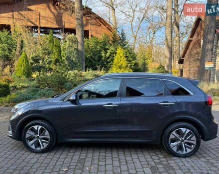Кіа Niro, об'ємом двигуна 0 л та пробігом 141 тис. км за 18499 $, фото 11 на Automoto.ua