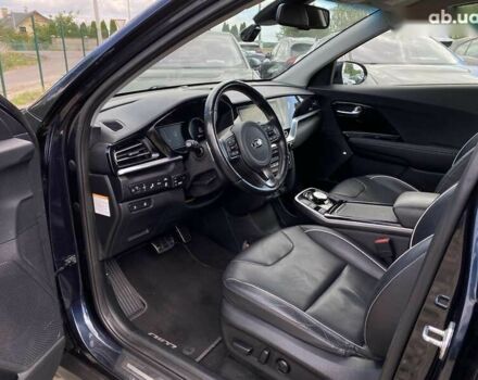 Киа Niro, объемом двигателя 0 л и пробегом 97 тыс. км за 20950 $, фото 28 на Automoto.ua