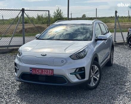 Киа Niro 2020 в Львове на Automoto.ua Киа Niro, объемом двигателя 0 л и пробегом 109 тыс. км за 19999 $, фото 3 на Automoto.ua