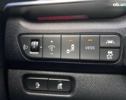 Кіа Niro, об'ємом двигуна 0 л та пробігом 97 тис. км за 20950 $, фото 5 на Automoto.ua