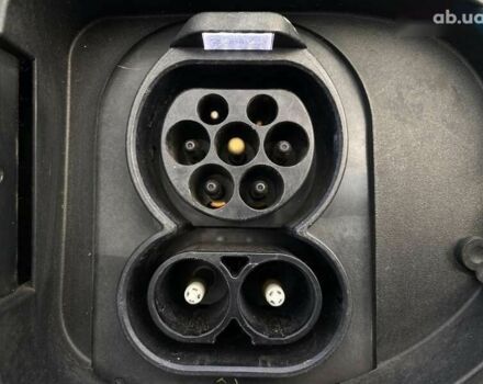 Киа Niro, объемом двигателя 0 л и пробегом 81 тыс. км за 21950 $, фото 17 на Automoto.ua