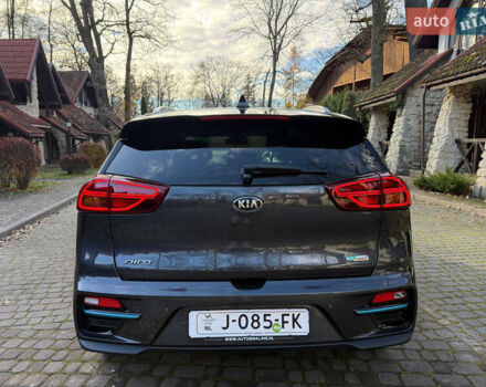 Кіа Niro, об'ємом двигуна 0 л та пробігом 141 тис. км за 18499 $, фото 5 на Automoto.ua
