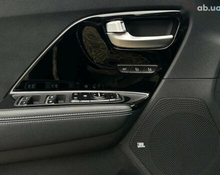 Киа Niro, объемом двигателя 0 л и пробегом 117 тыс. км за 19900 $, фото 3 на Automoto.ua