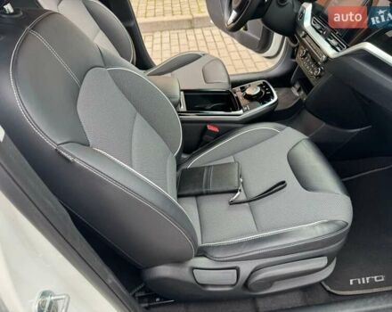 Киа Niro, объемом двигателя 0 л и пробегом 15 тыс. км за 22900 $, фото 9 на Automoto.ua
