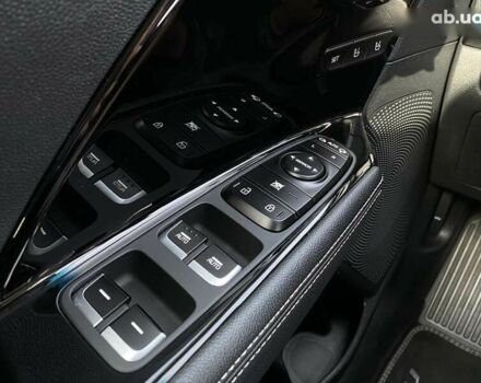 Киа Niro, объемом двигателя 0 л и пробегом 81 тыс. км за 21950 $, фото 22 на Automoto.ua