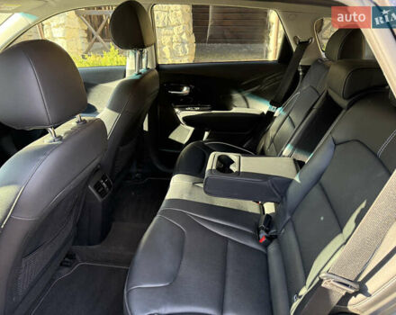 Кіа Niro, об'ємом двигуна 0 л та пробігом 141 тис. км за 18499 $, фото 39 на Automoto.ua