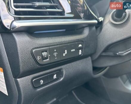 Киа Niro, объемом двигателя 0 л и пробегом 114 тыс. км за 21900 $, фото 7 на Automoto.ua